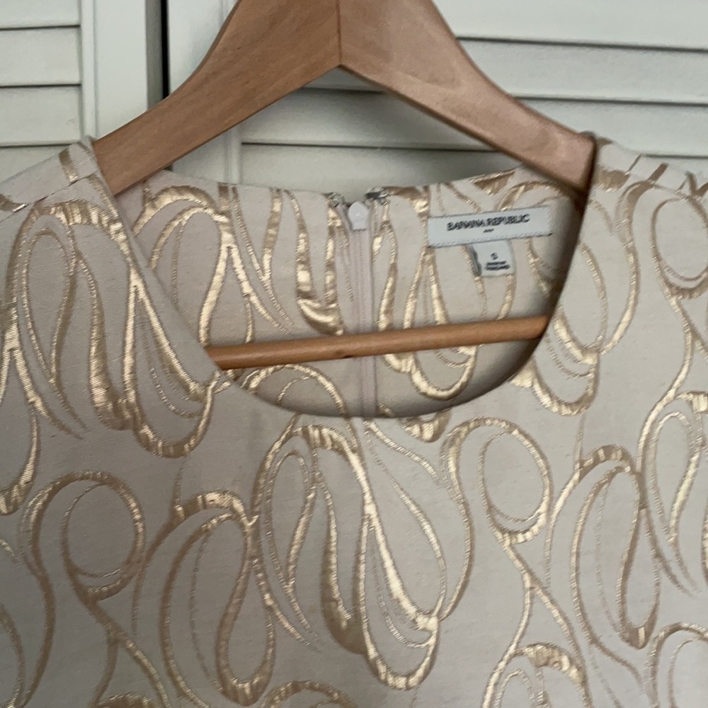 Banana Republic Embroidered Sheath Dress Cream and Gold Small - Picture 3 of 9